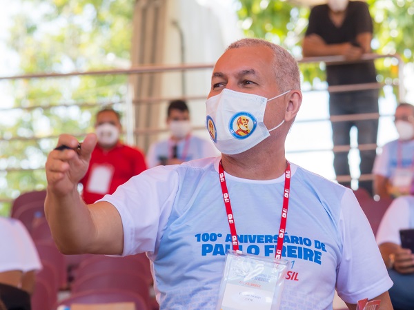 Presidente da CNTE é selecionado pelo Conselho da UFPE para receber condecoração Paulo Freire