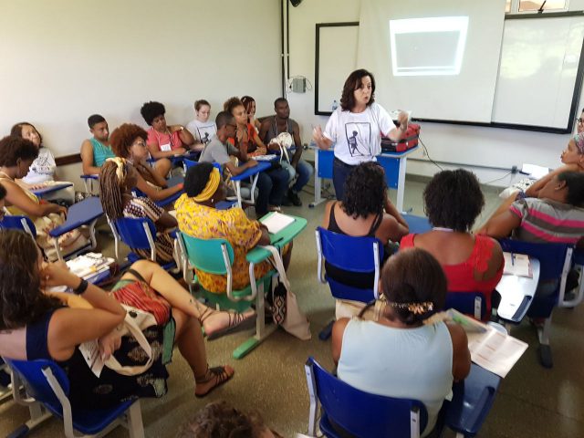 Fórum Social Mundial conhece campanha da Contee em defesa da educação brasileira